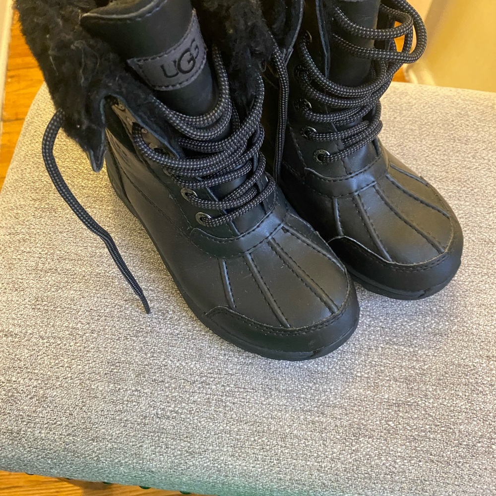Black Uggs boots, kids size 13. In very good condition